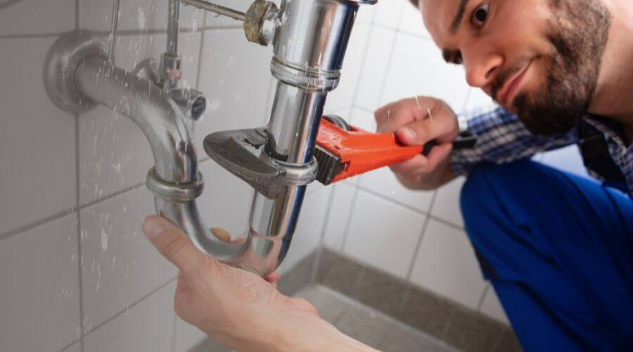 Professional same day plumber services in Floydada, TX